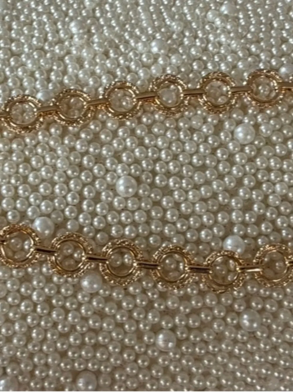 Gold Link Pearl-Trim Belt - Women's Fashion Accessory